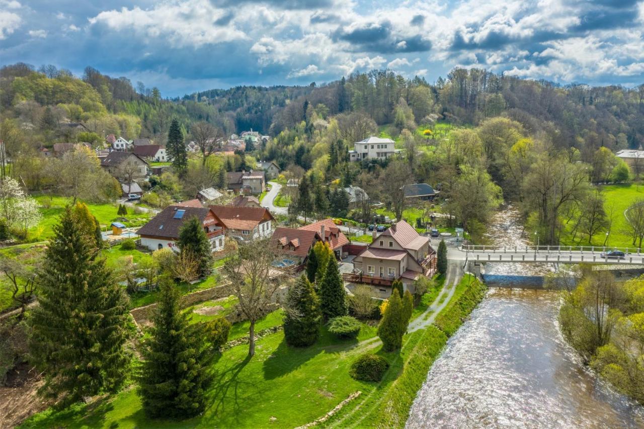 Penzion Na Hradcanech Nové Město nad Metují エクステリア 写真